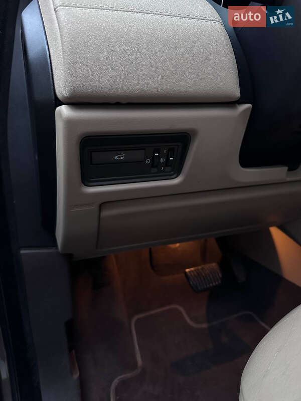 Позашляховик / Кросовер Land Rover Range Rover Evoque 2014 в Києві фото 40 Позашляховик / Кросовер Land Rover Range Rover Evoque 2014 в Києві