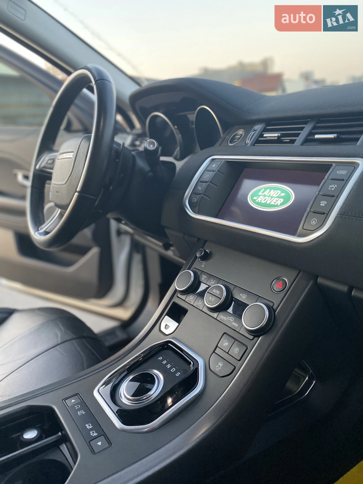 2017 Land Rover Range Rover Evoque - мініатюра 7