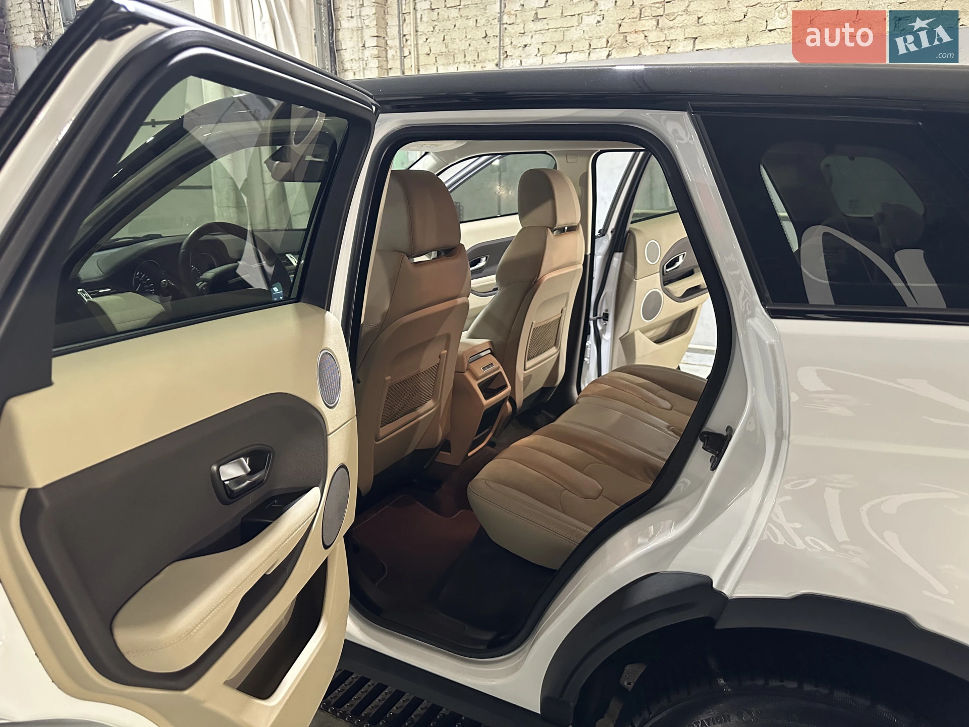2014 Land Rover Range Rover Evoque - мініатюра 14