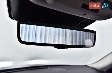 Внедорожник / Кроссовер Land Rover Range Rover Evoque 2021 в 