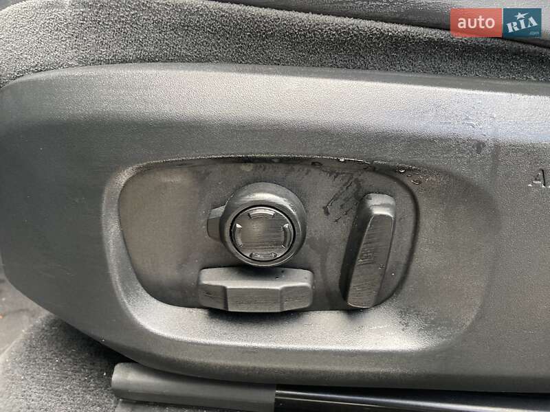 Внедорожник / Кроссовер Land Rover Range Rover Evoque 2018 в Львове фото 49 Внедорожник / Кроссовер Land Rover Range Rover Evoque 2018 в Львове