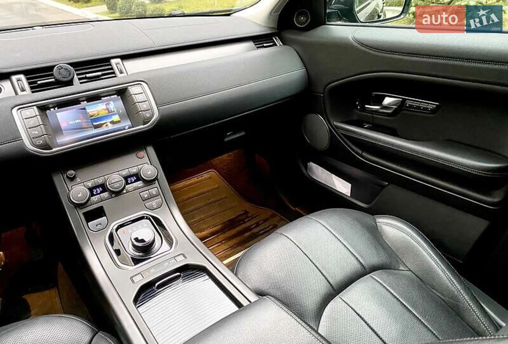 2018 Land Rover Range Rover Evoque - мініатюра 18