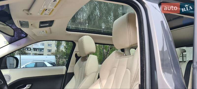 Внедорожник / Кроссовер Land Rover Range Rover Evoque 2012 в Луцке