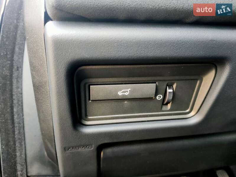 Внедорожник / Кроссовер Land Rover Range Rover Evoque 2014 в Межевой