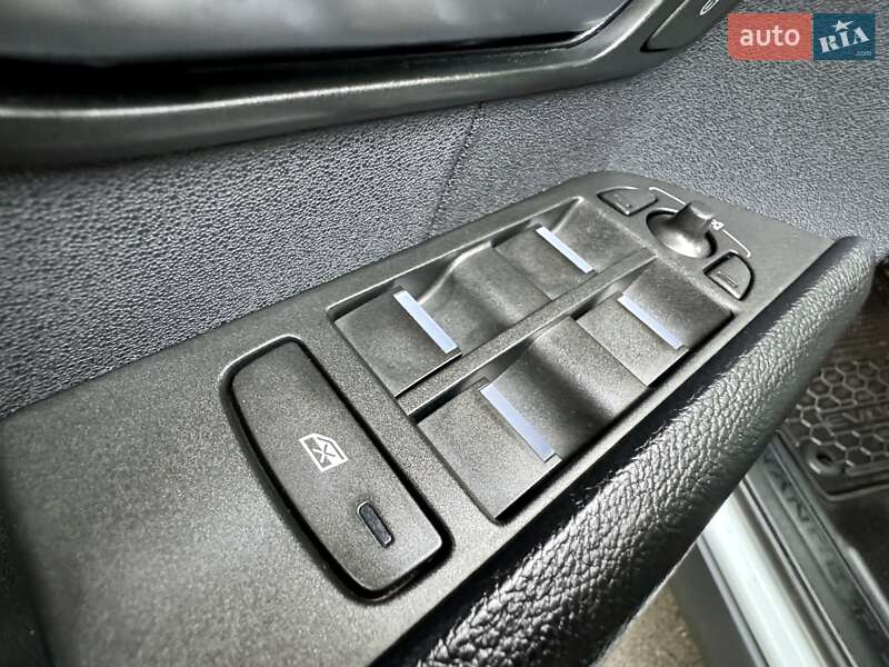 Внедорожник / Кроссовер Land Rover Range Rover Evoque 2011 в Одессе