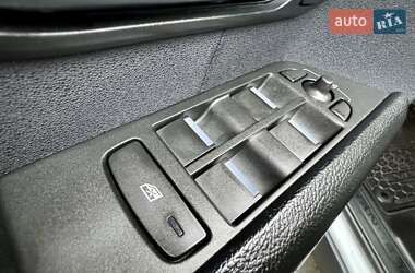Позашляховик / Кросовер Land Rover Range Rover Evoque 2011 в 