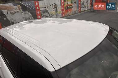 Внедорожник / Кроссовер Land Rover Range Rover Evoque 2013 в 