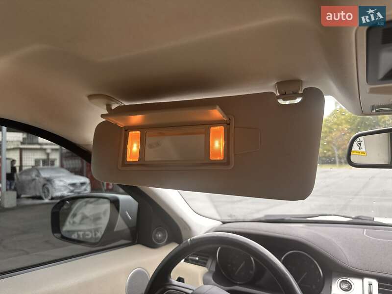 Внедорожник / Кроссовер Land Rover Range Rover Evoque 2013 в Киеве