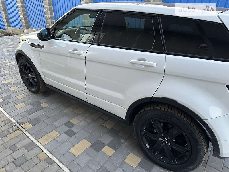 Внедорожник / Кроссовер Land Rover Range Rover Evoque 2015 в Львове