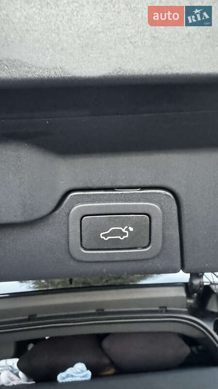 Внедорожник / Кроссовер Land Rover Range Rover Evoque 2015 в Черновцах