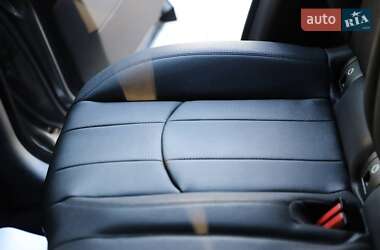 Внедорожник / Кроссовер Land Rover Range Rover Evoque 2018 в 