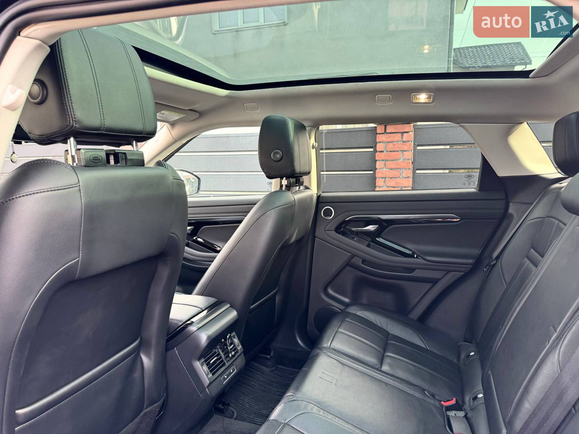 2019 Land Rover Range Rover Evoque - мініатюра 17