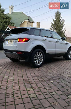 Внедорожник / Кроссовер Land Rover Range Rover Evoque 2016 в 