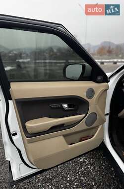 Внедорожник / Кроссовер Land Rover Range Rover Evoque 2013 в 