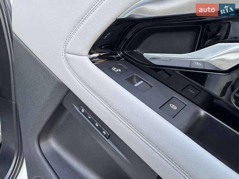 Позашляховик / Кросовер Land Rover Range Rover Evoque 2019 в Тернополі