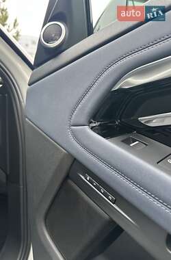 Внедорожник / Кроссовер Land Rover Range Rover Evoque 2019 в 