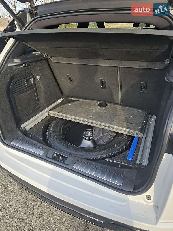 Позашляховик / Кросовер Land Rover Range Rover Evoque 2014 в Корсунь-Шевченківському фото 12 Позашляховик / Кросовер Land Rover Range Rover Evoque 2014 в Корсунь-Шевченківському