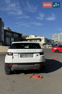 Внедорожник / Кроссовер Land Rover Range Rover Evoque 2017 в 