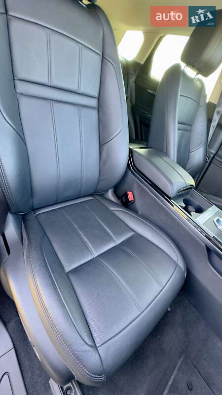 Внедорожник / Кроссовер Land Rover Range Rover Evoque 2020 в Харькове