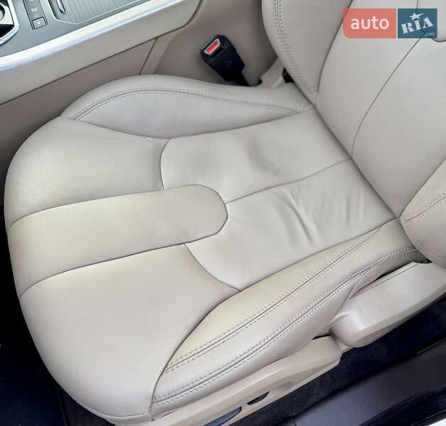 Внедорожник / Кроссовер Land Rover Range Rover Evoque 2013 в Одессе фото 40 Внедорожник / Кроссовер Land Rover Range Rover Evoque 2013 в Одессе