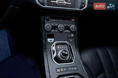 Внедорожник / Кроссовер Land Rover Range Rover Evoque 2014 в 