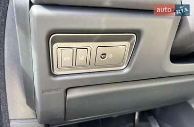 Внедорожник / Кроссовер Land Rover Range Rover Evoque 2017 в 