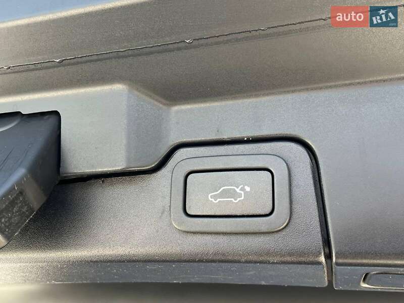 Позашляховик / Кросовер Land Rover Range Rover Evoque 2014 в Львові