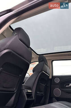 Внедорожник / Кроссовер Land Rover Range Rover Evoque 2015 в 