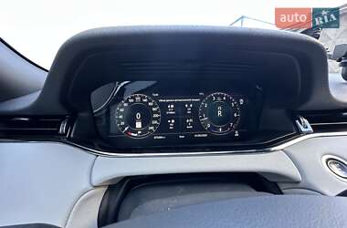 Позашляховик / Кросовер Land Rover Range Rover Evoque 2019 в 