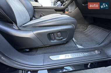 Позашляховик / Кросовер Land Rover Range Rover Evoque 2019 в 