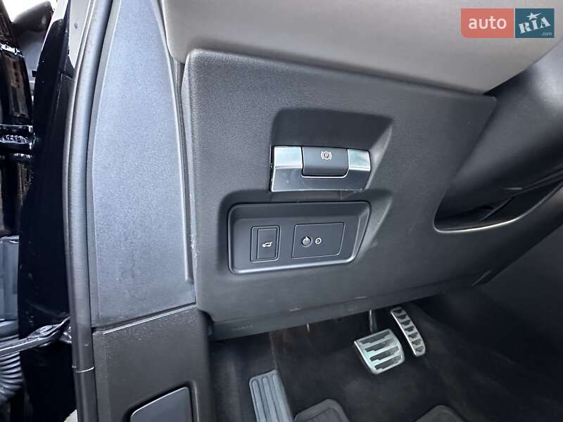Внедорожник / Кроссовер Land Rover Range Rover Evoque 2019 в Одессе