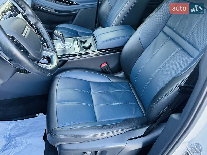 Внедорожник / Кроссовер Land Rover Range Rover Evoque 2019 в Киеве