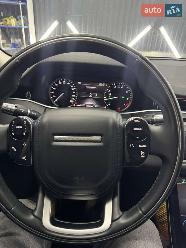 Внедорожник / Кроссовер Land Rover Range Rover Evoque 2020 в Киеве