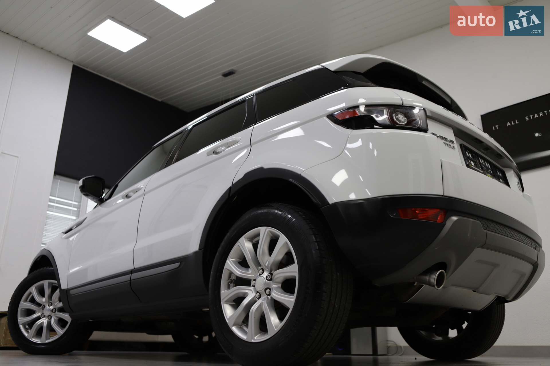 2015 Land Rover Range Rover Evoque - мініатюра 47