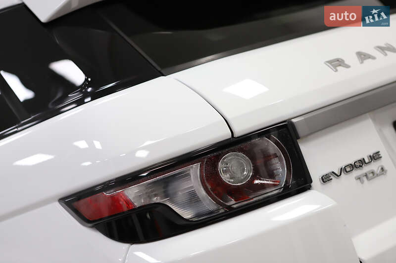 Внедорожник / Кроссовер Land Rover Range Rover Evoque 2015 в Дрогобыче