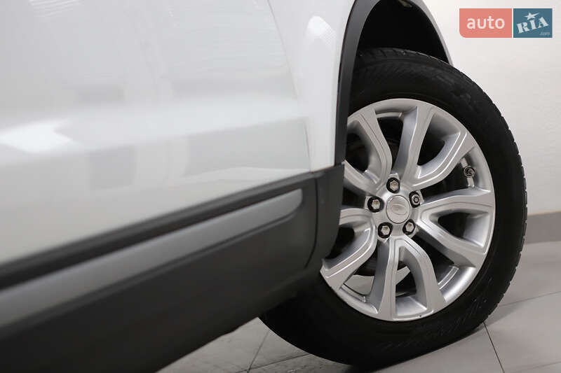Внедорожник / Кроссовер Land Rover Range Rover Evoque 2015 в Дрогобыче