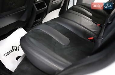Внедорожник / Кроссовер Land Rover Range Rover Evoque 2015 в 