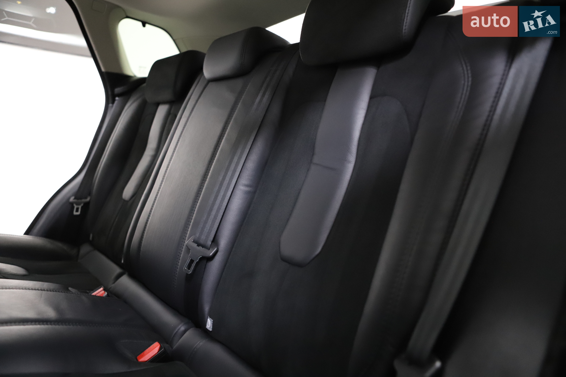 2015 Land Rover Range Rover Evoque - мініатюра 112