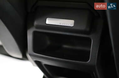 Внедорожник / Кроссовер Land Rover Range Rover Evoque 2015 в 