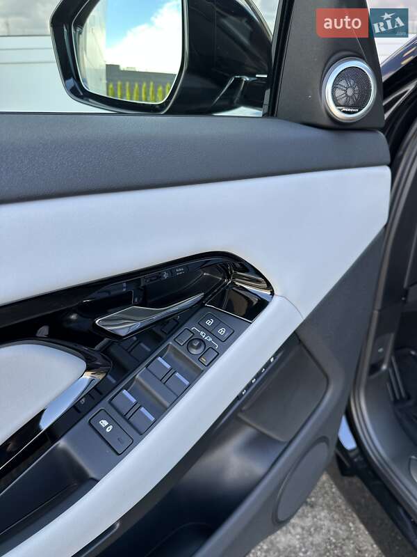 Позашляховик / Кросовер Land Rover Range Rover Evoque 2023 в Києві