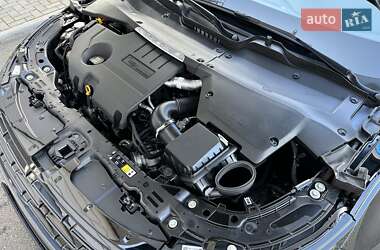 Внедорожник / Кроссовер Land Rover Range Rover Evoque 2023 в 