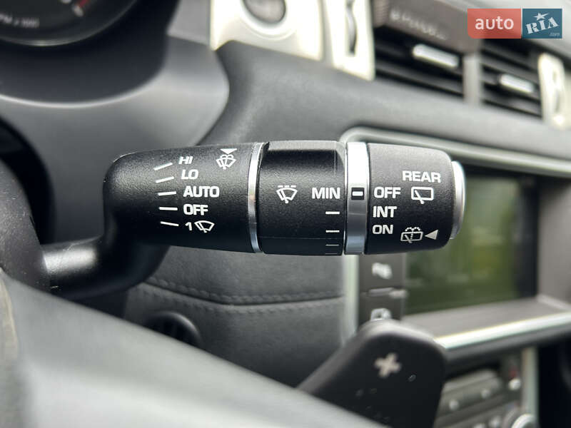 Внедорожник / Кроссовер Land Rover Range Rover Evoque 2015 в Львове