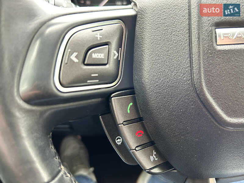 Внедорожник / Кроссовер Land Rover Range Rover Evoque 2015 в Львове