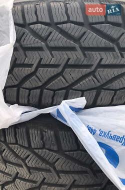 Внедорожник / Кроссовер Land Rover Range Rover Evoque 2014 в 