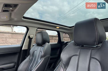 Внедорожник / Кроссовер Land Rover Range Rover Evoque 2013 в 