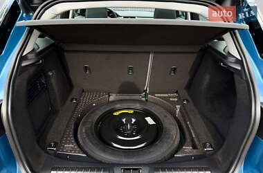 Внедорожник / Кроссовер Land Rover Range Rover Evoque 2012 в 