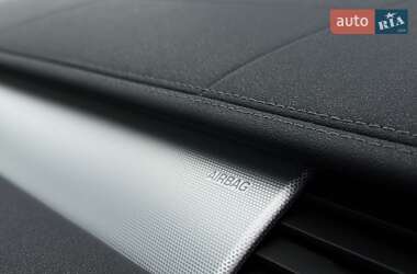 Внедорожник / Кроссовер Land Rover Range Rover Evoque 2012 в 