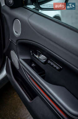 Позашляховик / Кросовер Land Rover Range Rover Evoque 2015 в Чернівцях