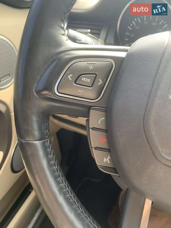 Внедорожник / Кроссовер Land Rover Range Rover Evoque 2014 в Тернополе