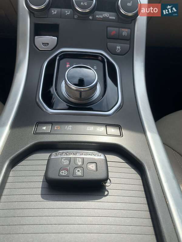 Внедорожник / Кроссовер Land Rover Range Rover Evoque 2014 в Тернополе